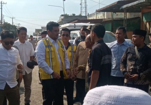 2 Tahun Warga Keluhkan Jalan Tanah Abang-Galang yang Rusak Parah, Bobby Nasution: Perbaikan Dimulai Pekan Depan