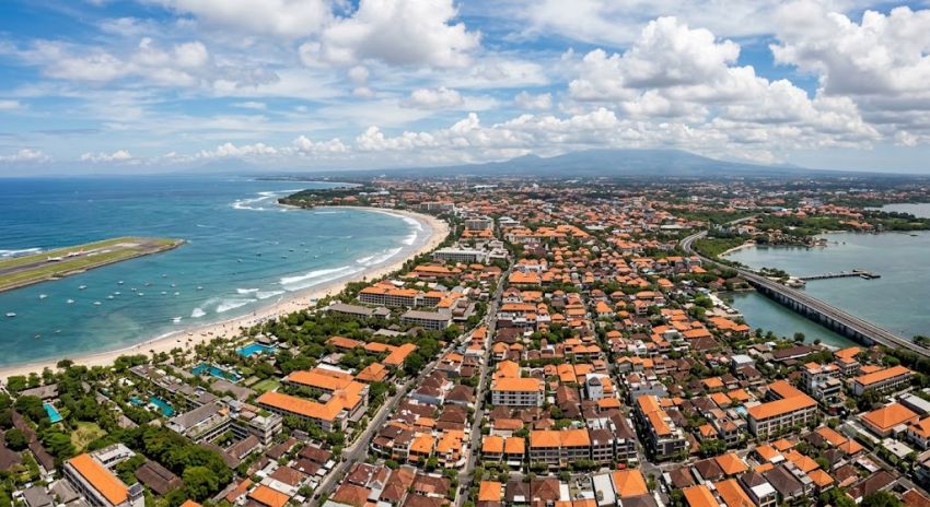 Cuaca Bali Hari Ini Cerah Dominan, Denpasar Capai 34 Derajat Celsius