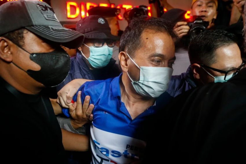 Jelang Tahap II, Tim Hukum Pertimbangkan Penangguhan Penahanan Roy Suryo dan Dokter Tifa