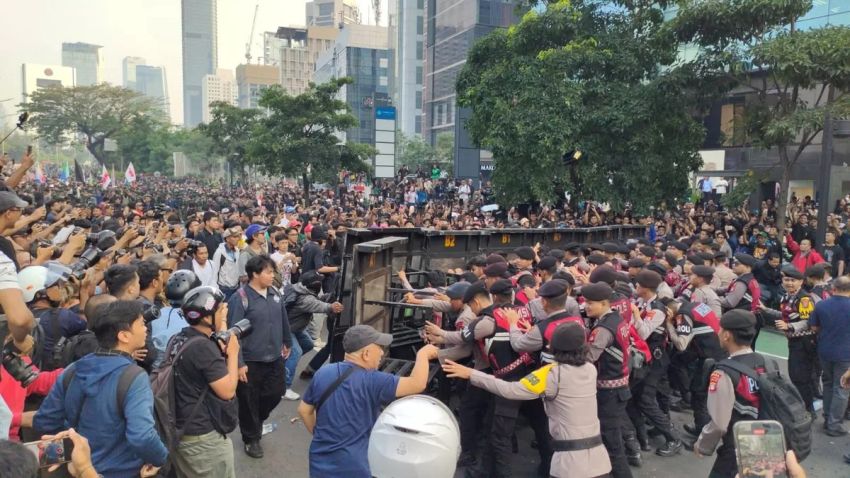 Gedung DPR hingga Kantor BGN Jadi Lokasi Aksi Unjuk Rasa Hari Ini, 4.576 Personel Gabungan Disiagakan
