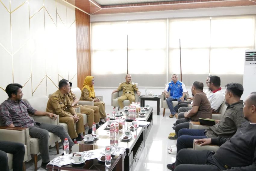 Wali Kota Tanjungbalai Dukung Rencana Pembangunan Stadion Mini untuk Pembinaan Sepak Bola