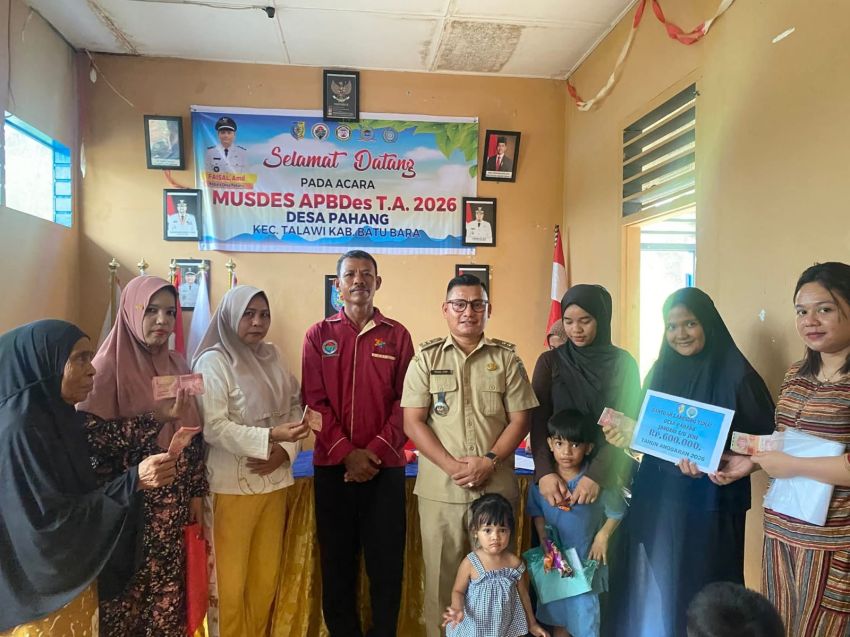 Pemdes Pahang Salurkan BLT kepada Warga, Wujud Kepedulian Pemerintah Desa terhadap Masyarakat