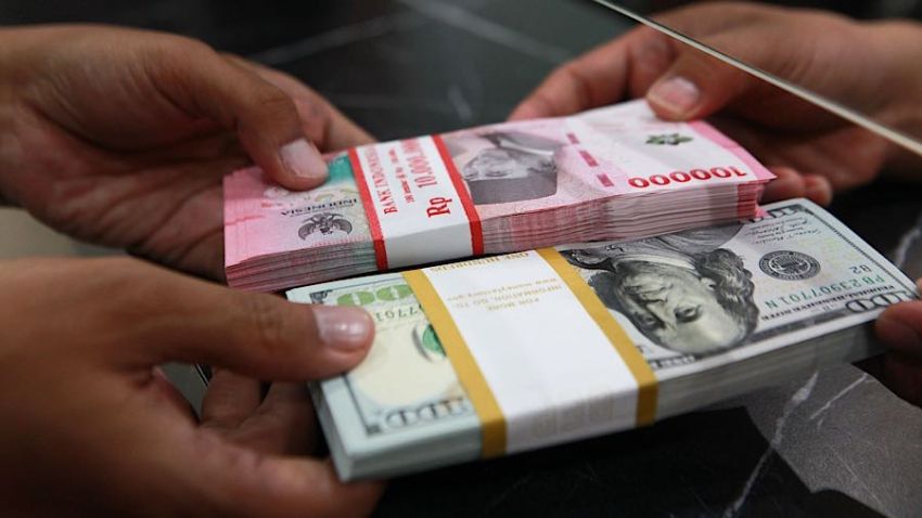 Modal Asing Kembali Masuk, Rupiah Lepas dari Tekanan Rp18.000 per Dolar AS