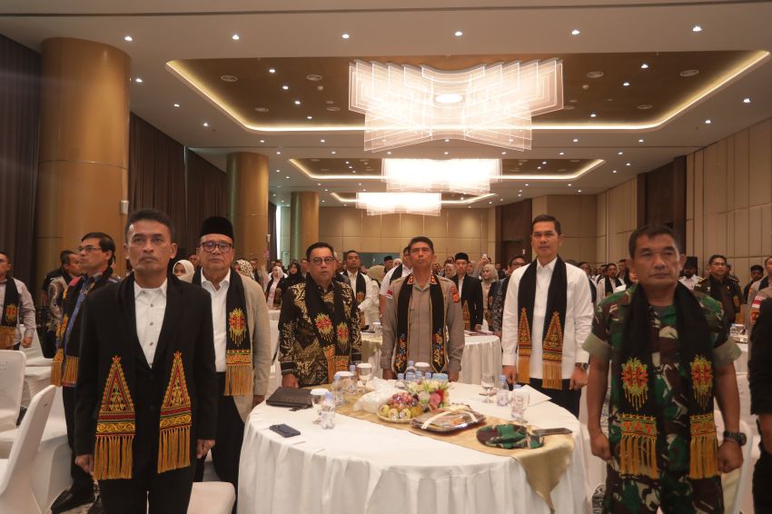 Sekda Aceh Apresiasi Peluncuran Buku "Polda Aceh Meutuah", Rekam Pengabdian dan Gagasan Kapolda untuk Aceh