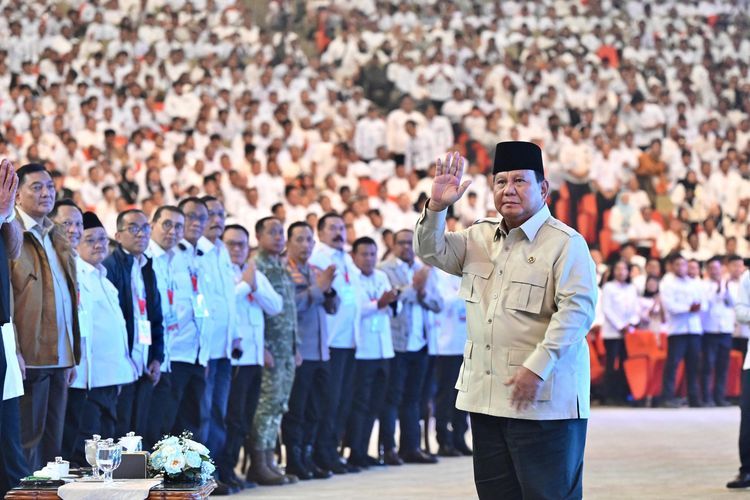 Prabowo Kumpulkan 12 Ribu Penggerak MBG, Tegaskan Program Strategis untuk Generasi Emas 2045