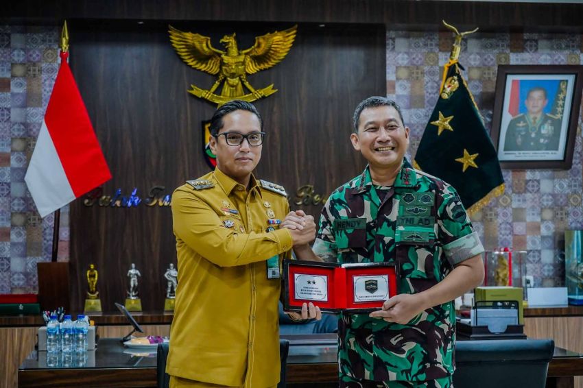 Rico Waas Perkuat Sinergi dengan Pangdam I/BB, Kawal Program Strategis dan Stabilitas Medan