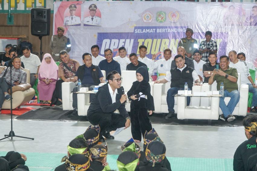 Buka Turnamen Pencak Silat IPSI Kota Medan 2026, Rico Waas Ajak Generasi Muda Lestarikan Budaya Bangsa