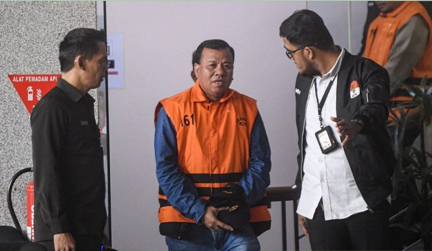 KPK Sita SGD12.000 dari Ketua DPRD Kuansing, Diduga Terkait Aliran Dana Gratifikasi