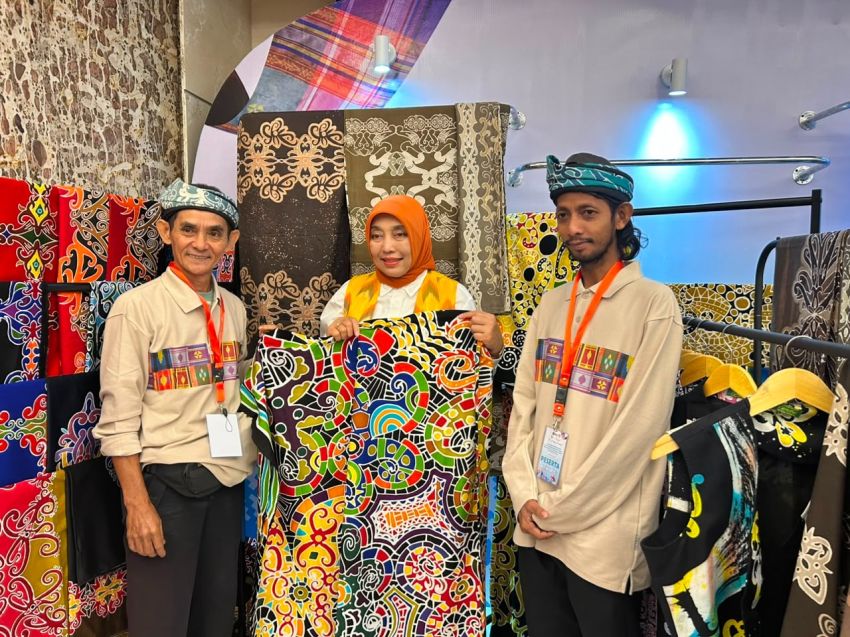 Batik Disabilitas Kalimantan Utara Tampil di Forum Nasional Dekranas, Bukti UMKM Inklusif Mampu Bersaing