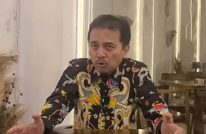 Siap Tempuh Praperadilan Ketiga, Refly Harun: Coba Lihat Muka Mas Roy Suryo, Pantas Enggak 12 Tahun Penjara?
