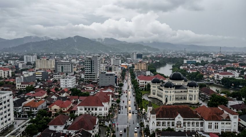 Cuaca Sumut Hari Ini: Mayoritas Wilayah Diguyur Hujan Ringan, Medan Berpotensi Basah