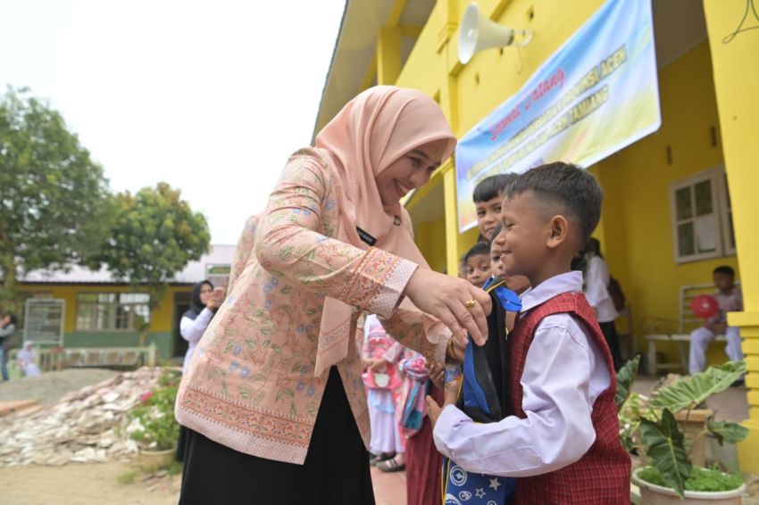 DWP Aceh Salurkan Perlengkapan Sekolah untuk 429 Siswa Terdampak Banjir di Aceh Tamiang