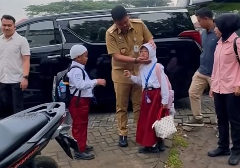 Bobby Nasution Terapkan WFH bagi ASN Pemprov Sumut agar Bisa Antar Anak di Hari Pertama Sekolah