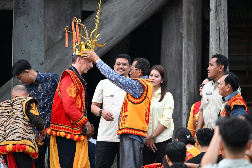Dubes Prancis Terpukau Pesona Situs Megalitik Nias, Tertarik Perkuat Kerja Sama Pariwisata: Luar Biasa!