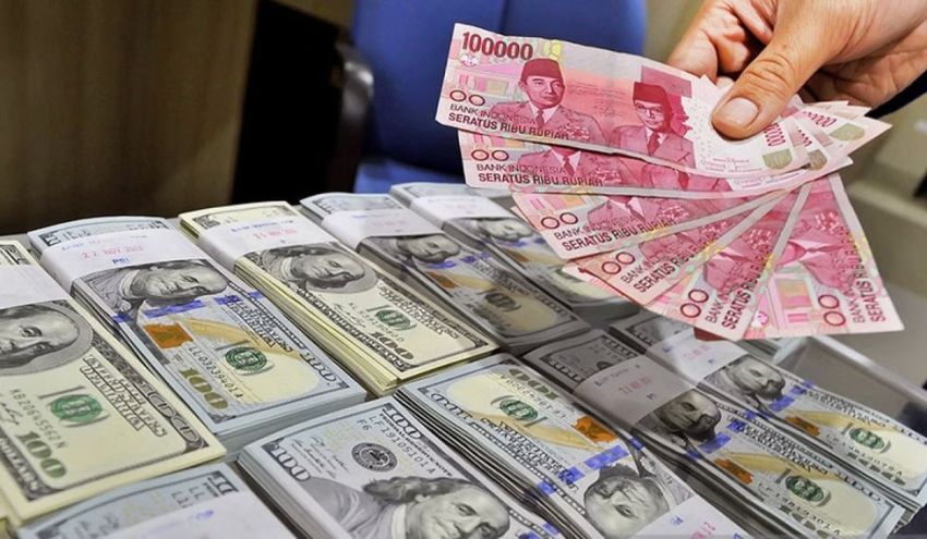 Rupiah Dibuka Melemah ke Rp17.992 per Dolar AS, Dipengaruhi Sentimen Global