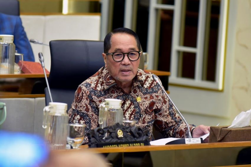 Raja Juli Disentil DPR, Gratifikasi Harus Dilaporkan ke KPK