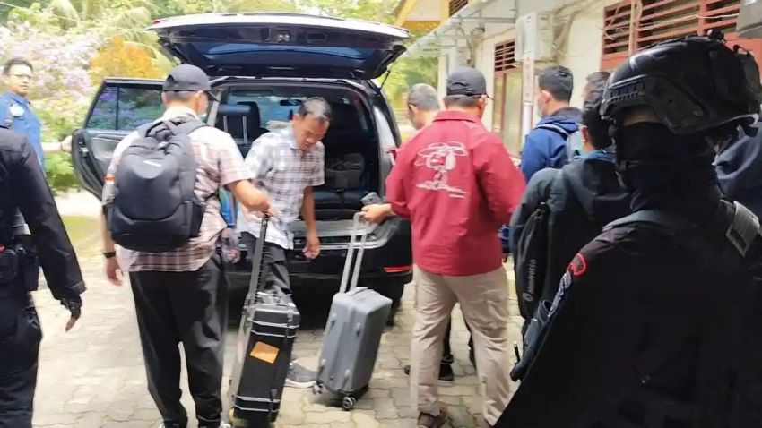 KPK Boyong Tiga Koper dari Disdik Langkat, Penyidikan Kasus OTT Bupati Kian Meluas