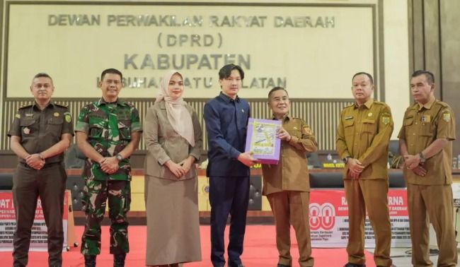 Wabup Labuhanbatu Selatan Sampaikan Ranperda Pertanggungjawaban APBD 2025, Tegaskan Komitmen Transparansi dan Akuntabilitas