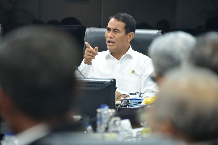 Kursi Wamentan Masih Kosong, Amran Serahkan Penentuan Pengganti kepada Prabowo