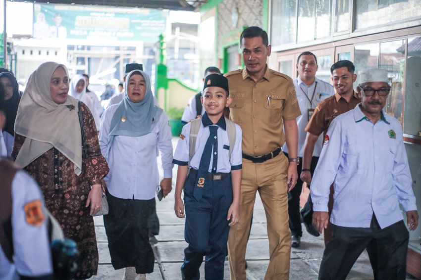 Sekda Aceh Gaungkan Gerakan GAMAS, Peran Ayah Jadi Kunci Pendidikan Anak