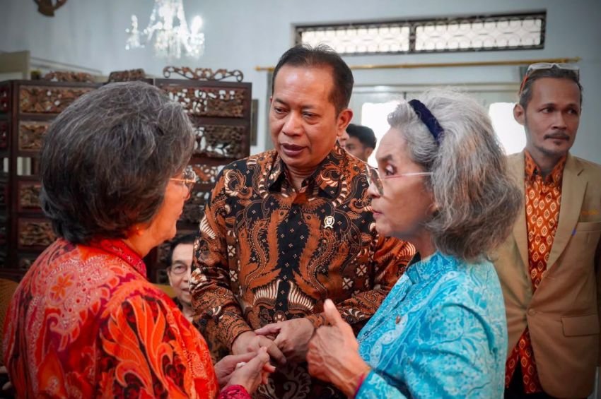 Prabowo Ingin Koperasi Bangkit, Menkop Ferry Juliantono Tegaskan Kembali ke Amanat Pasal 33 UUD 1945 dan Jadi Sokoguru Ekonomi Nasional