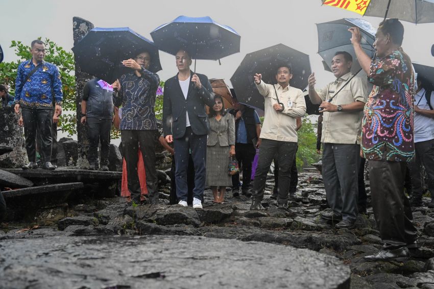Bobby Nasution Komit Revitalisasi Situs Megalitik Tetegewo di Nias Selatan, Siap Jadi Destinasi Wisata Sejarah