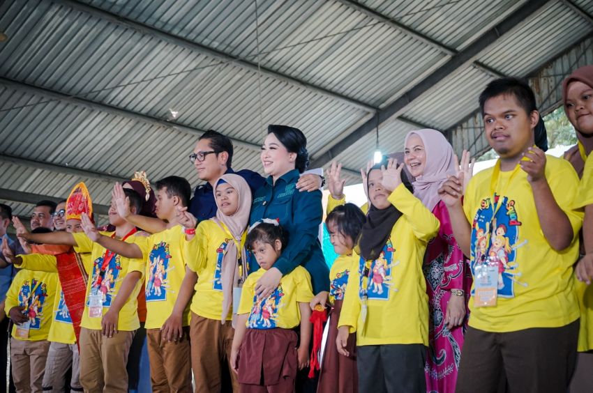 Anak Down Syndrome Tampil Memukau di Hari Anak Nasional Medan, Rico Waas: Masa Depan Kota Ada di Tangan Mereka