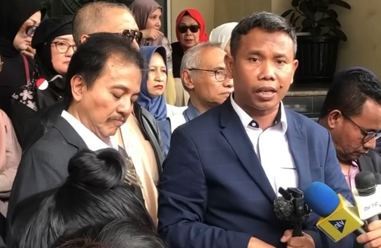 Roy Suryo Resmi Pecat Ahmad Khozinudin dari Tim Kuasa Hukum, Ini Alasannya