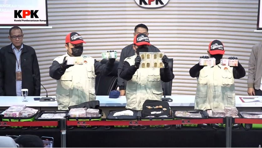 KPK Bongkar Aset Rp21,2 M di Kasus Bupati Sukoharjo, Emas 2,5 Kg Ikut Disita