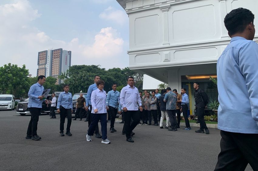 Prabowo Kumpulkan Sejumlah Menteri di Istana, Bahas Apa?