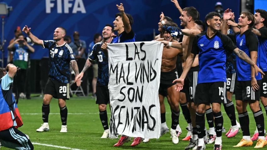 FIFA Selidiki Selebrasi Argentina yang Bentangkan Spanduk Berbau Politik soal Malvinas Usai Kalahkan Inggris di Semifinal Piala Dunia 2026