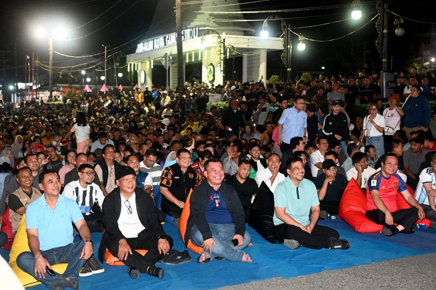 Bobby Nasution Nobar Final Piala Dunia 2026 Bersama Ribuan Warga Nias, Alun-alun Gunungsitoli Bergemuruh