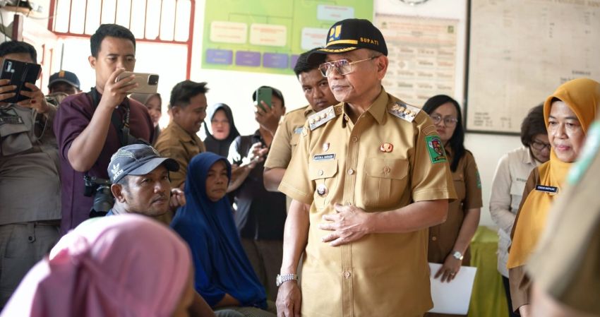 Bupati Simalungun Tinjau Korban Puting Beliung di Pematang Bandar, Salurkan Bantuan untuk 161 Rumah Terdampak