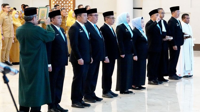 Bobby Nasution Lantik 8 Pejabat Eselon II Sumut, Ini Daftar Nama dan Jabatan Barunya
