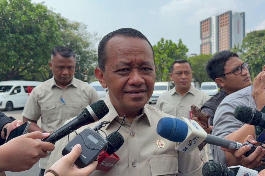 Bahlil Buka Jalan bagi Pengusaha Nasional Garap PLTS 100 Gigawatt dan Motor Listrik Nikel