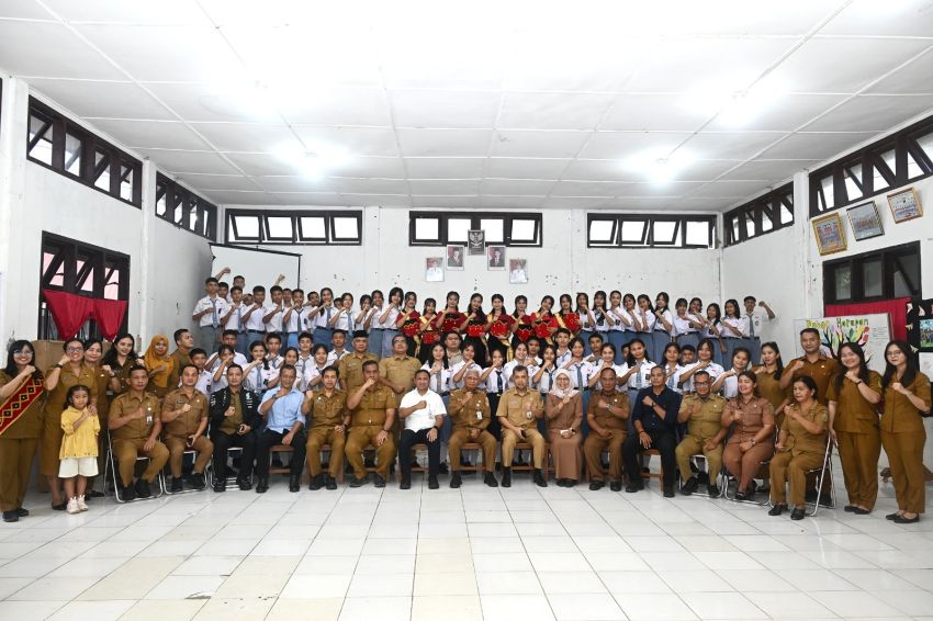 Wagub Sumut Surya Semangati Anak Asrama Dinsos di Nias, Ajak Gapai Cita-cita dan Raih Masa Depan