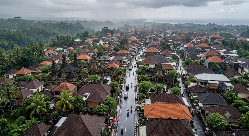 Prakiraan Cuaca Bali Selasa 21 Juli: Karangasem Diguyur Hujan Sedang, Denpasar Cerah Berawan