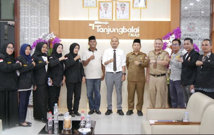 Wali Kota Tanjungbalai Dukung Pelantikan IPHR, Bahas Masa Depan PPPK Paruh Waktu