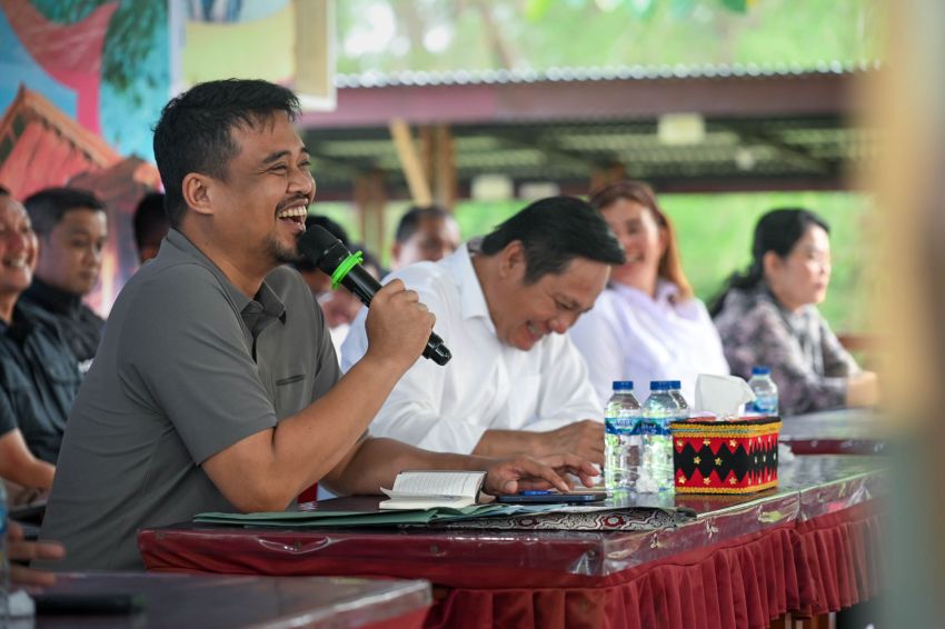 Curhat Warga Nias Barat Didengar Bobby, Nelayan hingga Infrastruktur Dapat Solusi