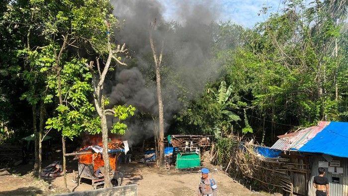 Polisi Gerebek Sarang Narkoba di Deli Serdang, Pelaku Pasang CCTV di Pohon untuk Pantau Kedatangan Petugas