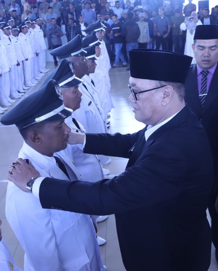 135 Reje Kampung Resmi Dilantik di Bener Meriah, Bupati Tekankan Transparansi Dana Desa dan Sinergi Jaga Keamanan