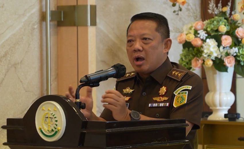 Usai Jadi Tersangka 3 Kasus Korupsi, Imigrasi Cegah Febrie Adriansyah dan Don Ritto ke Luar Negeri
