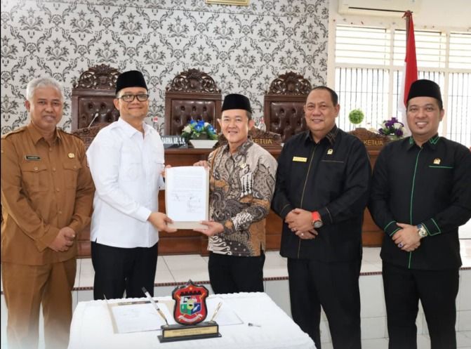 DPRD Ketok Palu! Ranperda Pertanggungjawaban APBD 2025 Resmi Jadi Perda Tanjungbalai