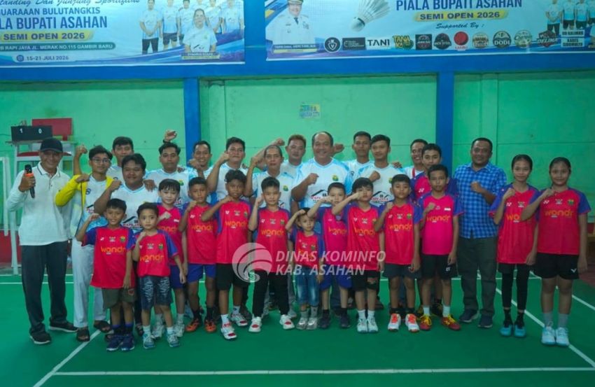 Bupati Asahan Resmi Buka Turnamen Bulutangkis Piala Bupati Asahan Semi Open 2026, Bidik Lahirkan Atlet Berprestasi hingga Nasional