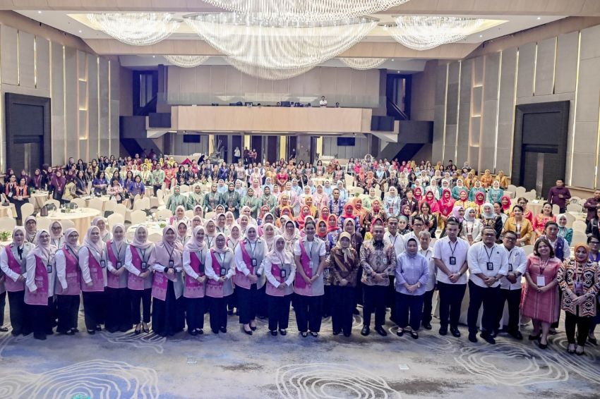 Kahiyang Ayu Buka Bimtek PKK Sumut, Dorong Penguatan Kapasitas Kader dan Digitalisasi Administrasi