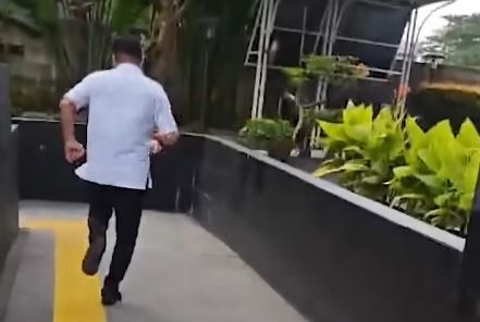 Hakim Ungkap Dedi Congor Terima Rp30 Miliar dari Bos Blueray Cargo