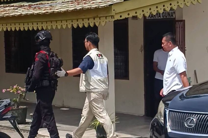 KPK Juga Geledah Rumah Dinas Bupati Langkat dan Sejumlah OPD, Segel Ruangan Mulai Dibuka