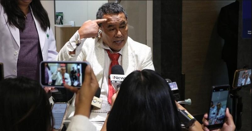 Hotman Paris Akui Sempat Diminta Bertahan Jadi Pengacara Febrie, Siapa Sosoknya?