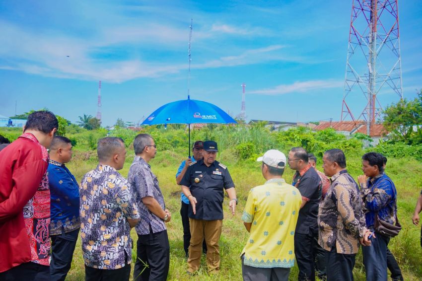 Bupati Batu Bara Tinjau Lokasi Pembangunan Sekolah Rakyat di Kecamatan Lima Puluh