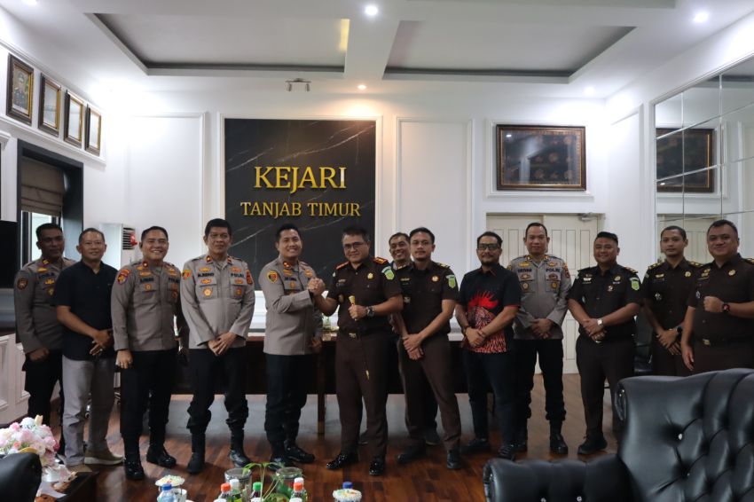 Kapolres Tanjab Timur Perkuat Sinergi dengan TNI dan Kejaksaan untuk Jaga Stabilitas Keamanan